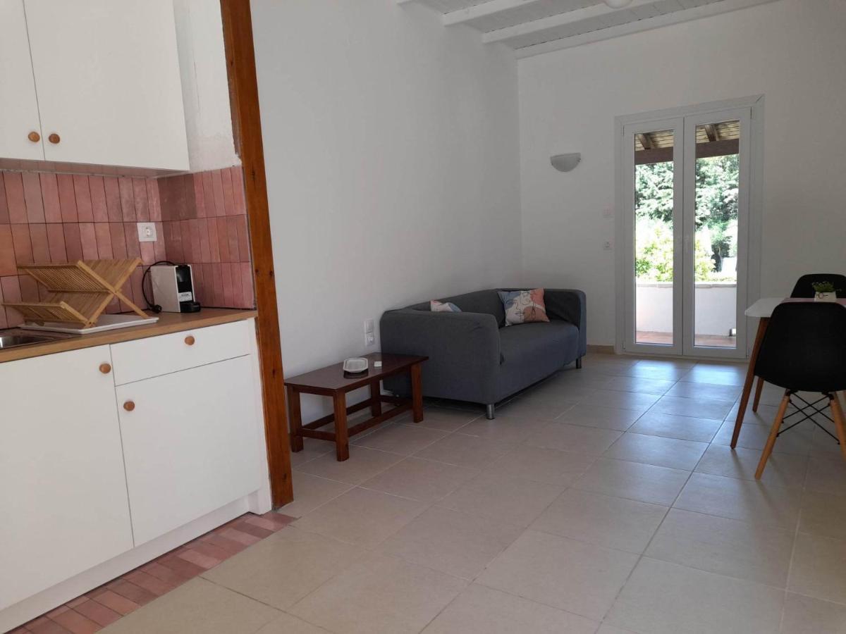 Lemontree Apartments Кассиопи Экстерьер фото